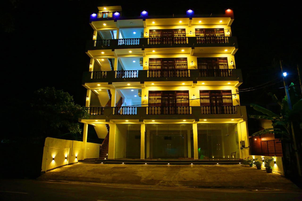 Queen's Gate, Mirissa Exterior foto