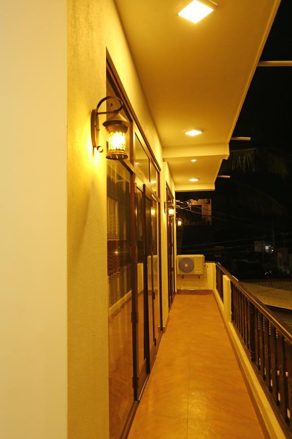Queen's Gate, Mirissa Exterior foto